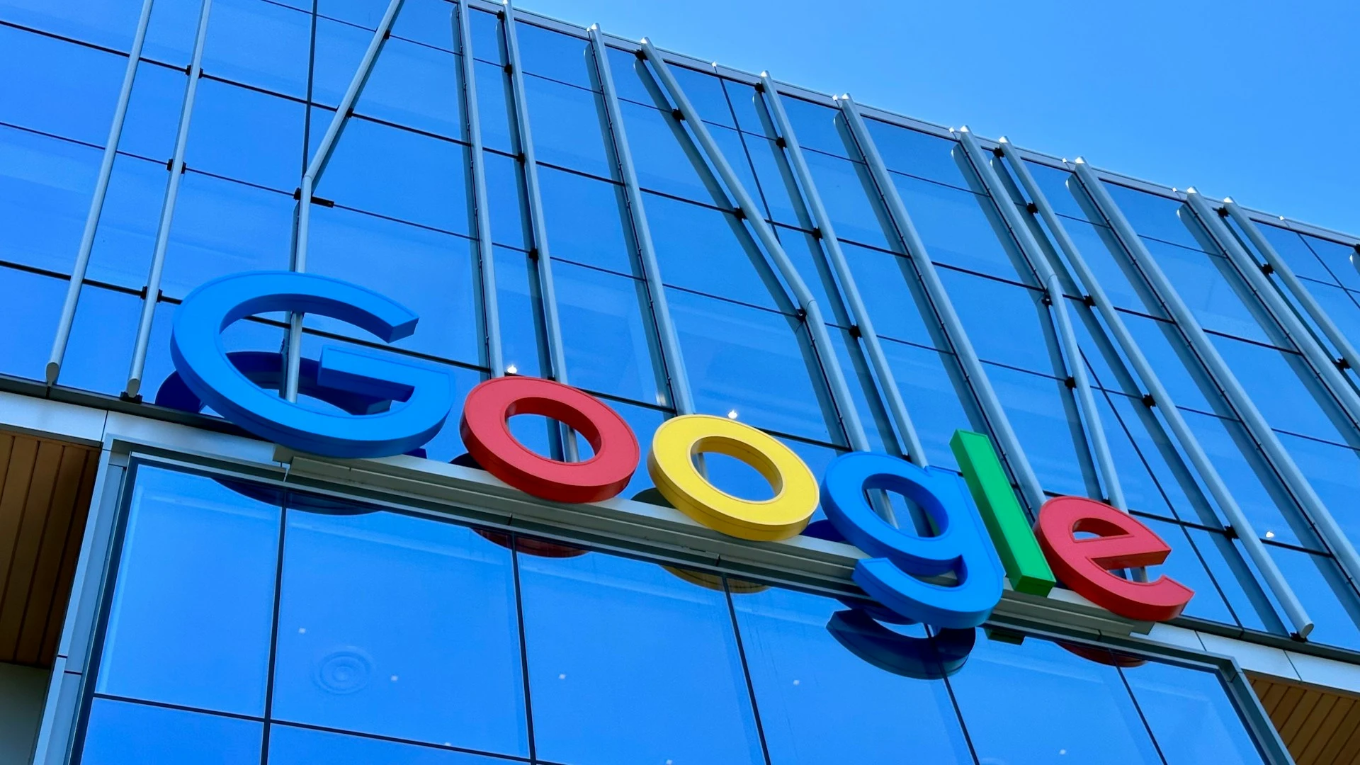 شركة Google تعتزم الاستحواذ على شركة الأمن السيبراني الناشئة Wiz مقابل 23 مليار دولار