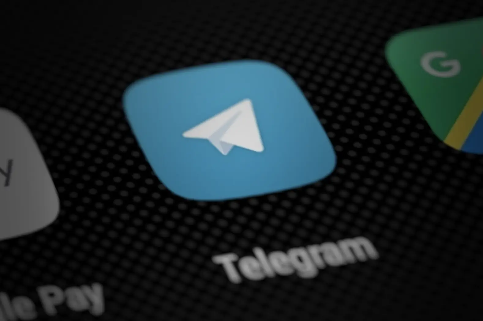 تسببت انقطاعات تطبيقي Telegram وWhatsApp في روسيا في إثارة الشائعات