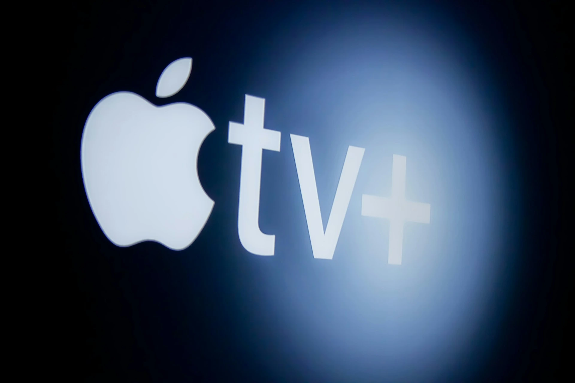 تقدم Apple TV+ الوصول المجاني لجميع المستخدمين في أول عطلة نهاية الأسبوع من عام 2025