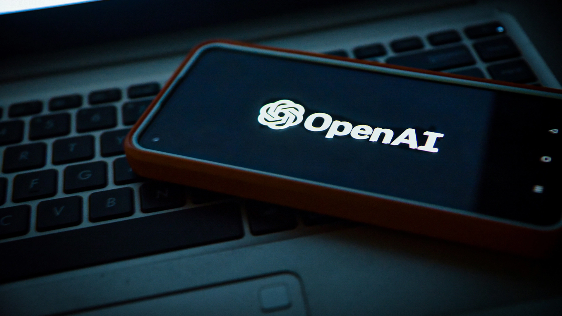 تقدم OpenAI ChatGPT لوكالات الحكومة الأمريكية بسعر دولار واحد فقط